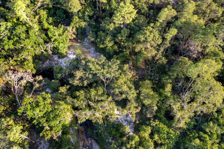 More Photos Of 7705 Gardner Rd, Tampa Specialty For Sale