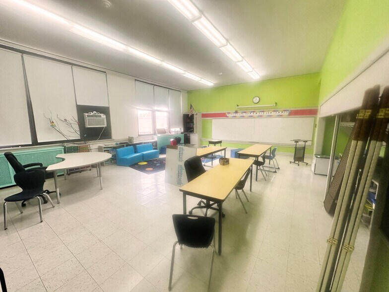 More Photos Of 2311 S Washtenaw Ave, Chicago Religious Facility For Sale