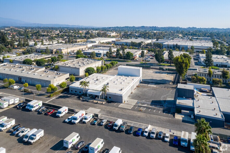 More Photos Of 404 N Berry St, Brea Warehouse For Lease