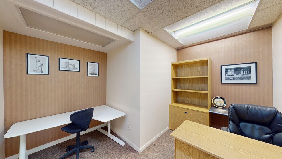 More Photos Of 151 Esna Park Dr, Markham Service For Sale