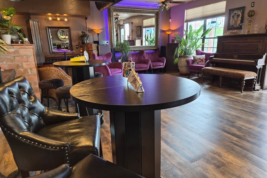 More Photos Of 2379 AZ-260 Hwy, Overgaard General Retail For Sale