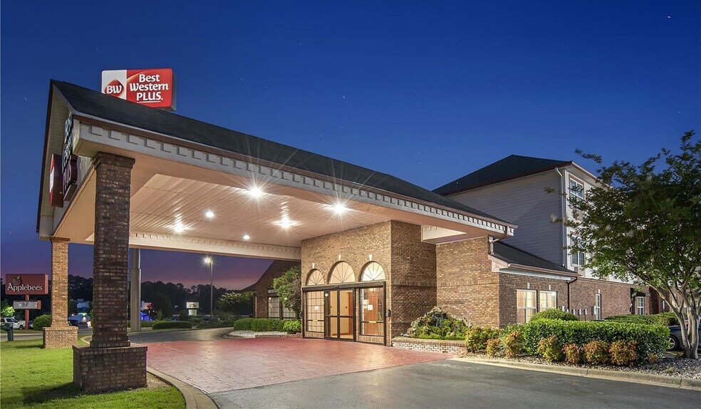 More Photos Of 5041 Academy Ln, Bessemer Hotel For Sale