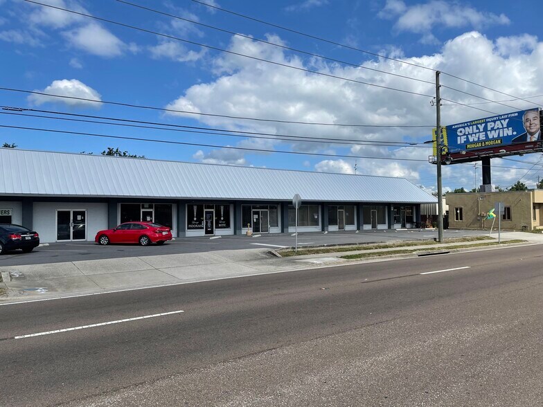 More Photos Of 190 S County Road 427, Longwood Freestanding For Sale