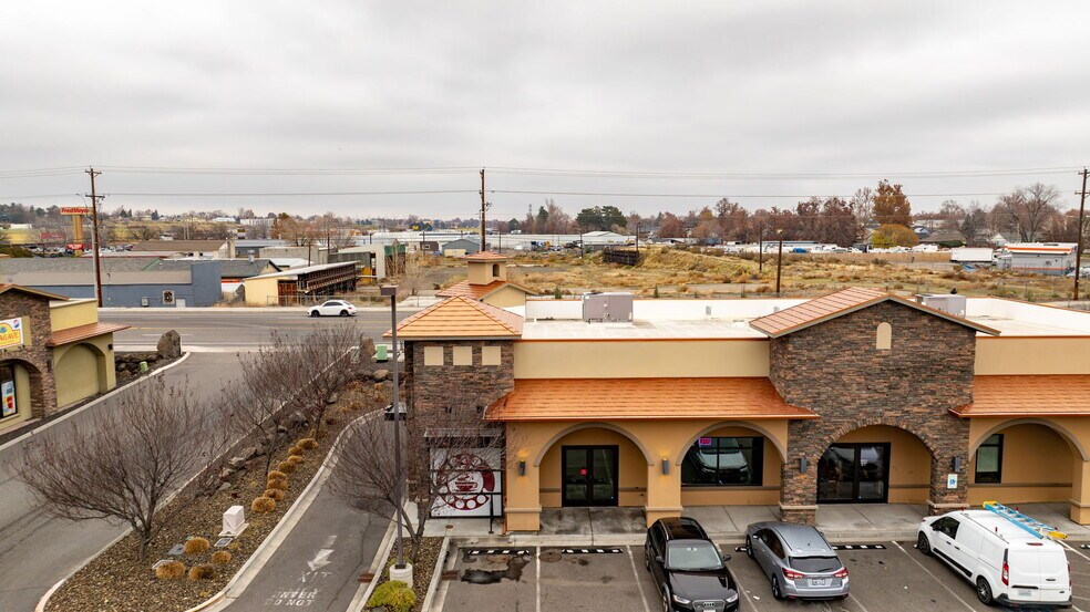 More Photos Of 1215 Aaron Dr, Richland General Retail For Lease