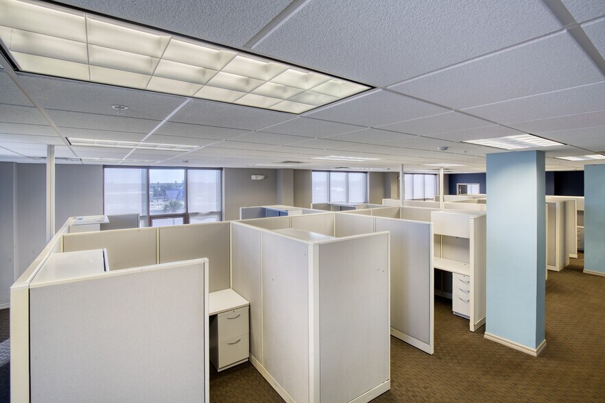 More Photos Of 140 S Atlantic Ave, Ormond Beach Office For Lease