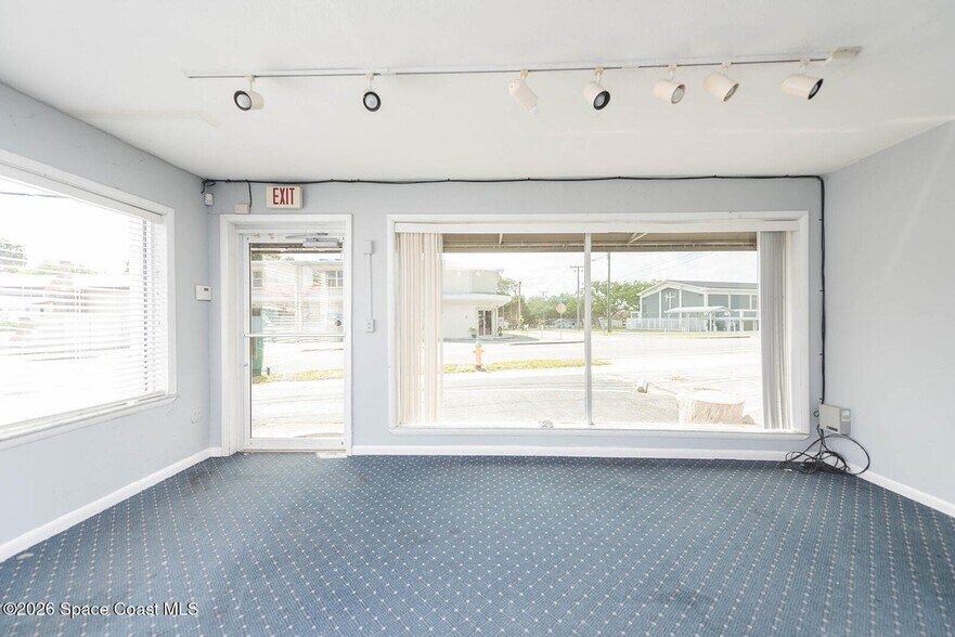 More Photos Of 804-806 Forrest Ave, Cocoa Loft Creative Space For Lease