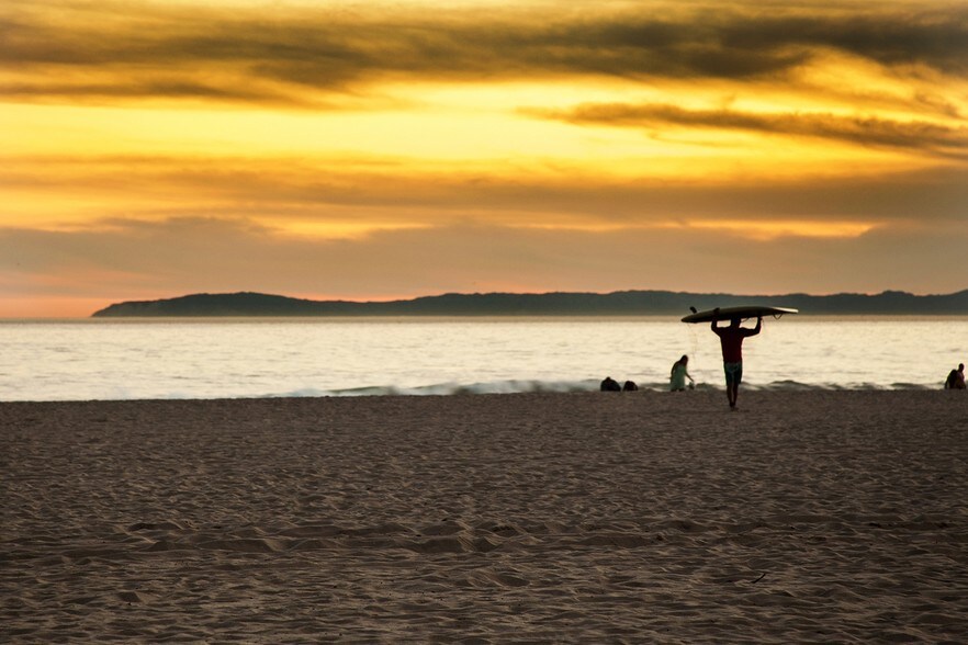 More Photos Of 224-226 Ocean Ave, Laguna Beach Freestanding For Lease