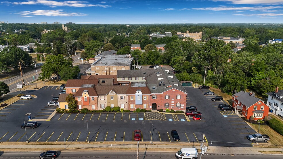 More Photos Of 4476 Main St, Amherst Loft Creative Space For Lease