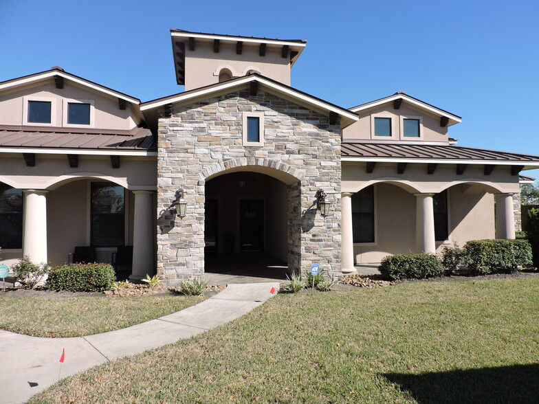 Primary Photo Of 12516 Cutten Rd, Houston Office For Lease