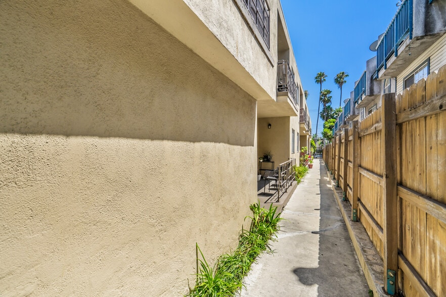 More Photos Of 523 E Hazel St, Inglewood Apartments For Sale