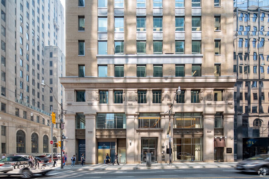 More Photos Of 330 Bay St, Toronto Office For Lease