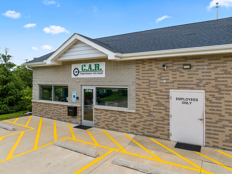 More Photos Of 2940 Weber Dr, Aurora Auto Repair For Sale