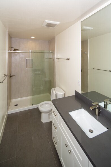 More Photos Of 1140 E 22nd St, Oakland Apartments For Sale