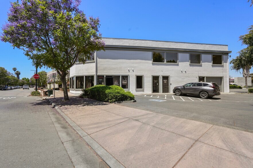 More Photos Of 4127 Bay St, Fremont Office For Lease