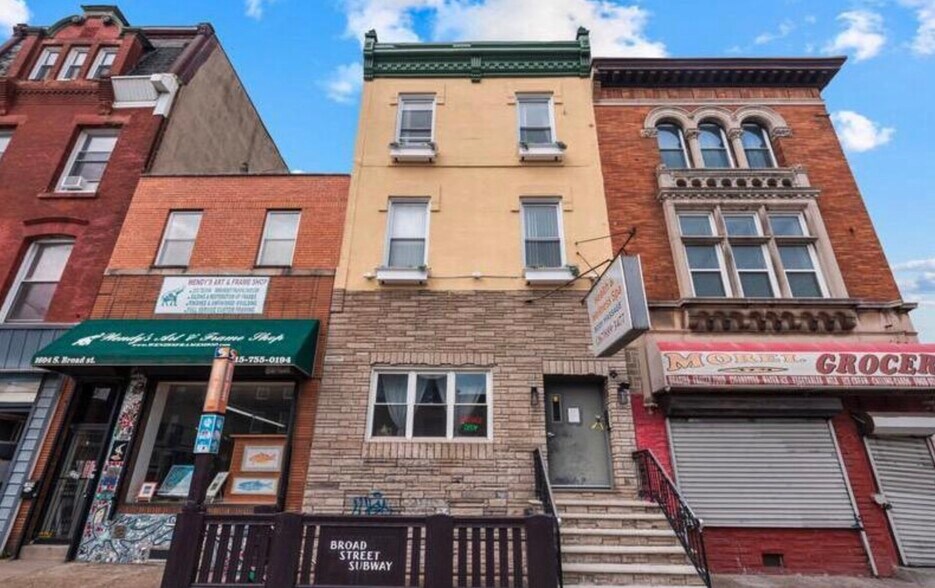 Primary Photo Of 1602 S Broad St, Philadelphia Apartments For Lease