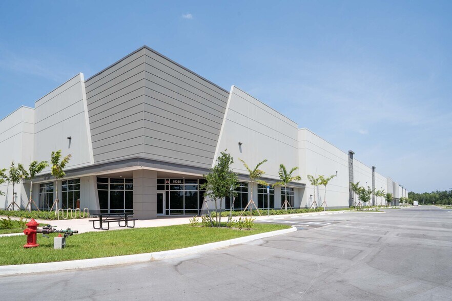 More Photos Of 15335 Park Of Commerce Blvd, Jupiter Warehouse For Lease