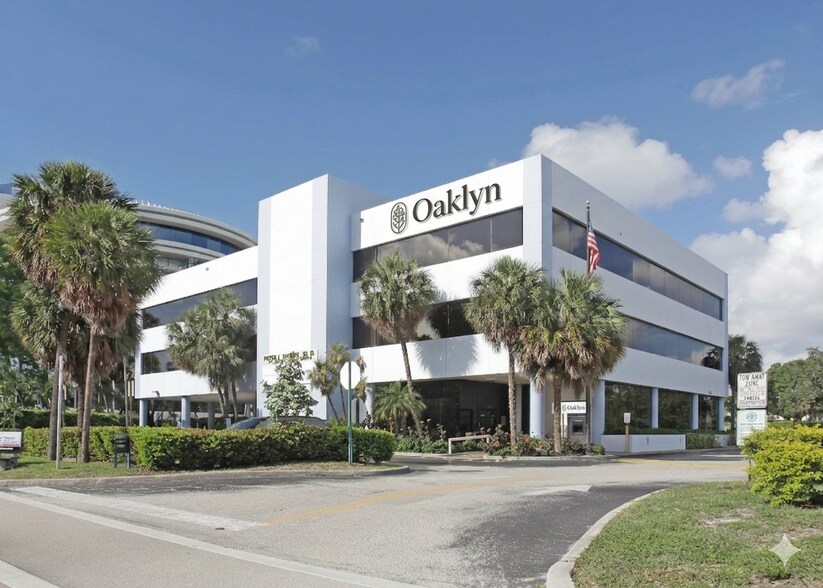 More Photos Of 3201 N Federal Hwy, Oakland Park Medical For Lease
