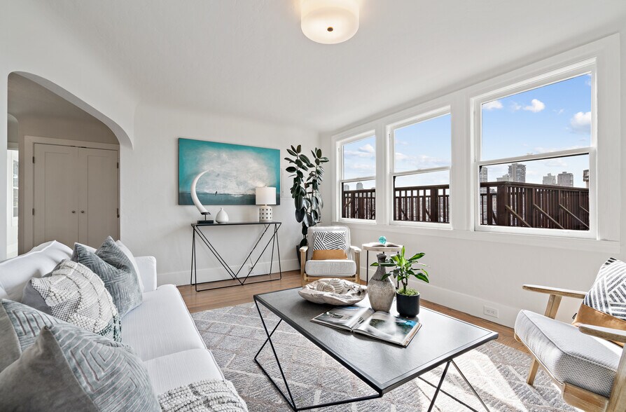 More Photos Of 407-411 Greenwich St, San Francisco Apartments For Sale