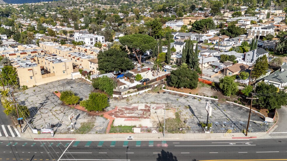 More Photos Of 7577 Foothill Blvd, Tujunga Land For Sale