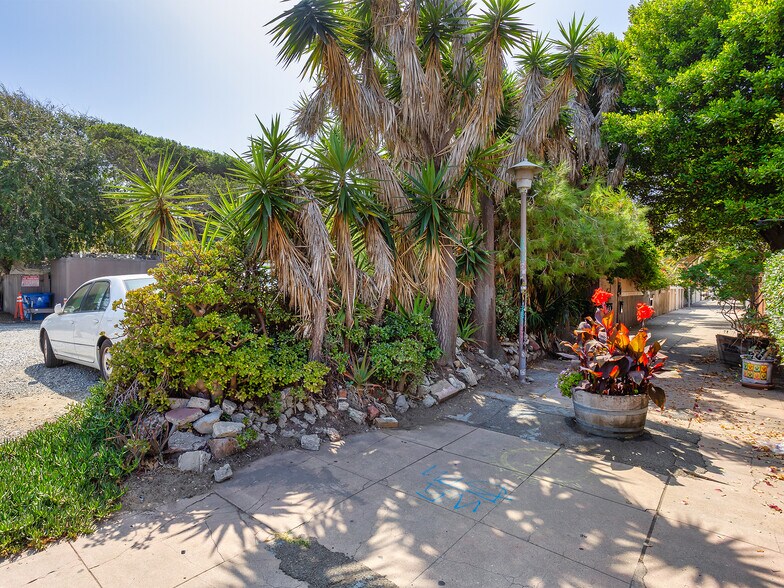 More Photos Of 1909 Pacific ave, Venice Land For Sale