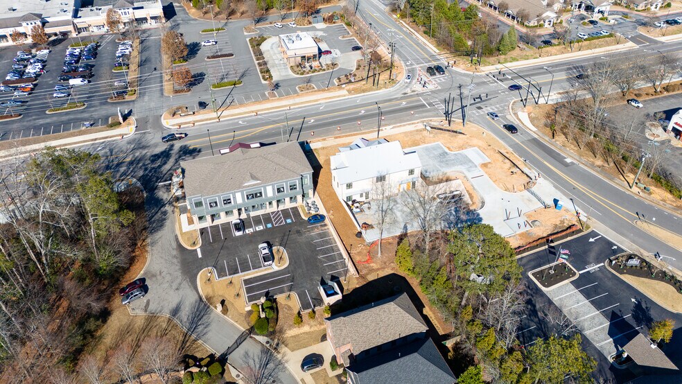 More Photos Of 691 N Main St, Milton Storefront Retail Office For Lease