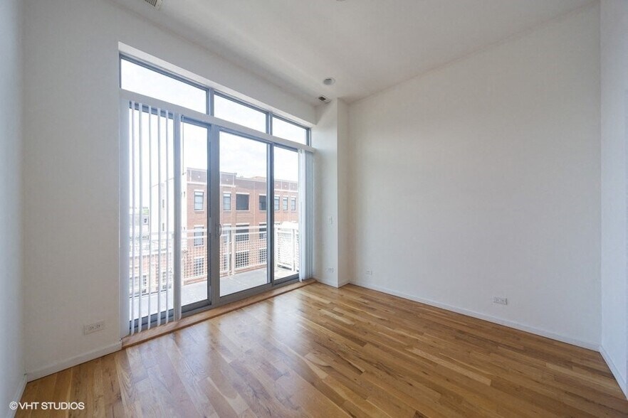 More Photos Of 2157-2159 N Damen Ave, Chicago Apartments For Lease