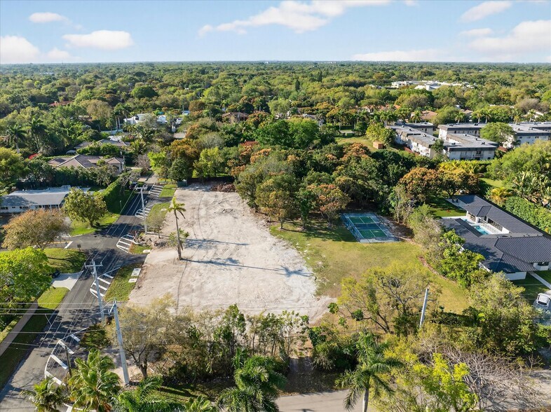 More Photos Of 9202 84th ave, Miami Land For Sale