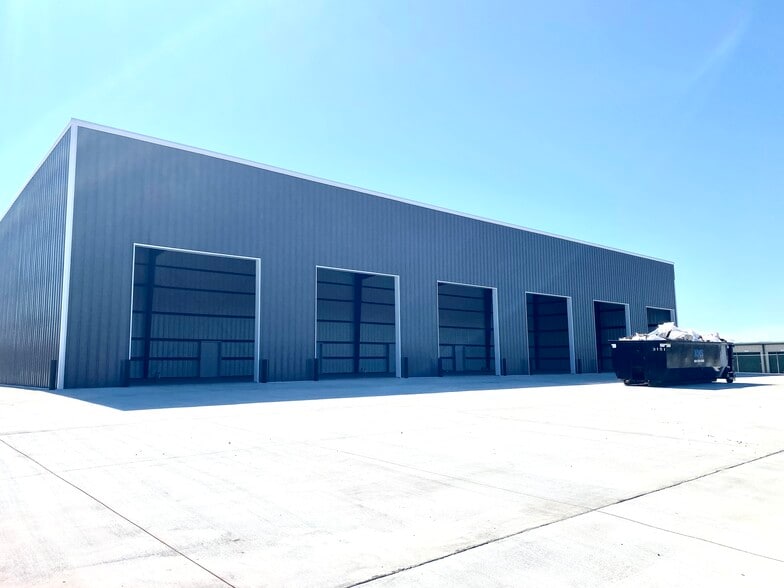 More Photos Of 6745 Patillo Road, Beaumont Warehouse For Lease