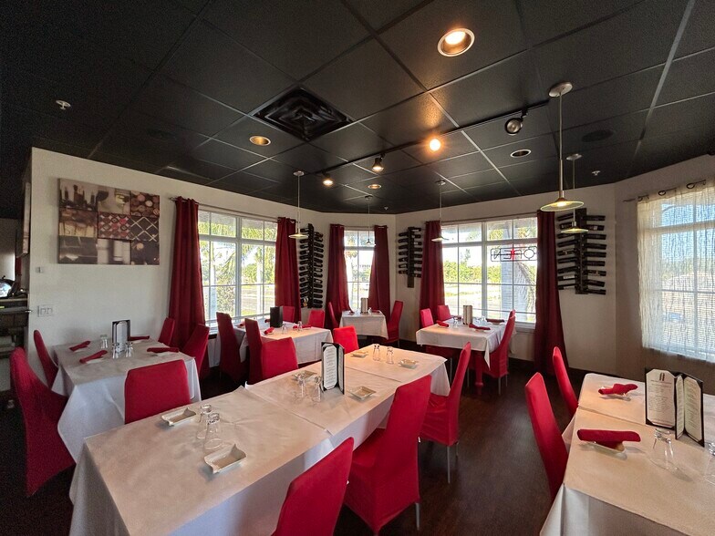 More Photos Of 3983 Destination Dr, Osprey Storefront Retail Office For Sale