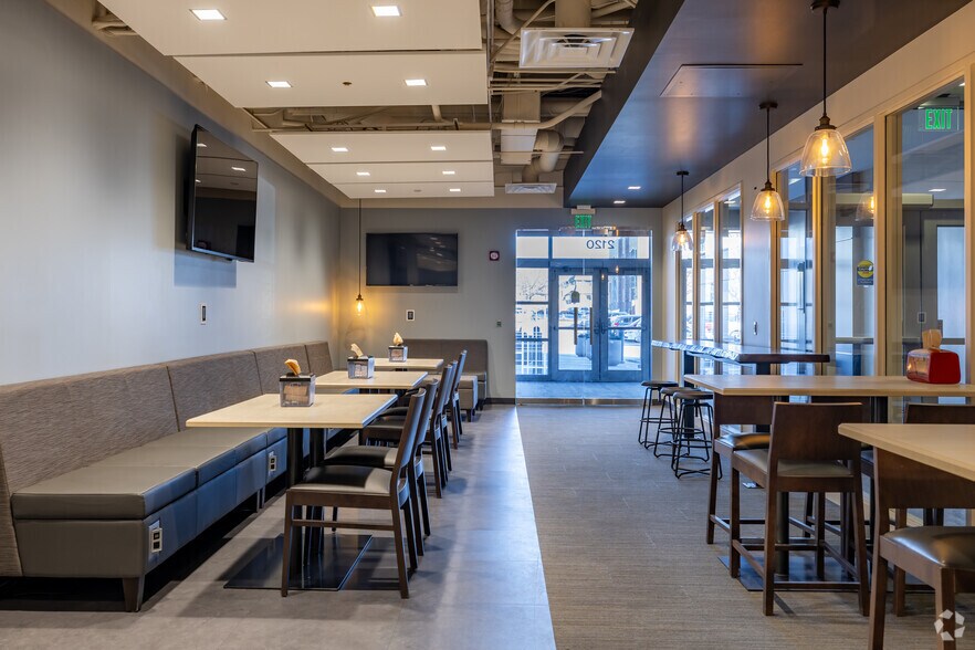 More Photos Of 2120 S 72nd St, Omaha Office For Lease