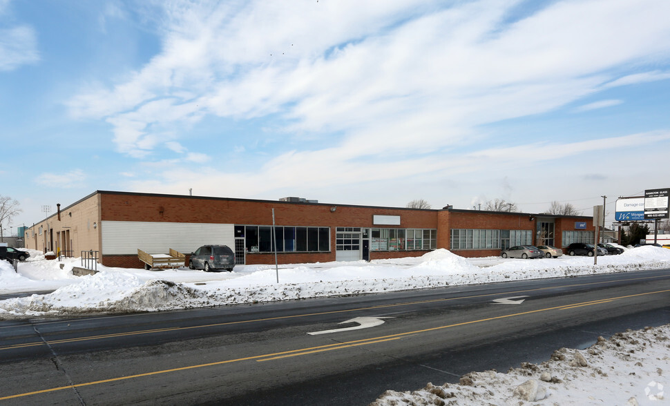 Primary Photo Of 610-616 Rennie St, Hamilton Industrial For Sale