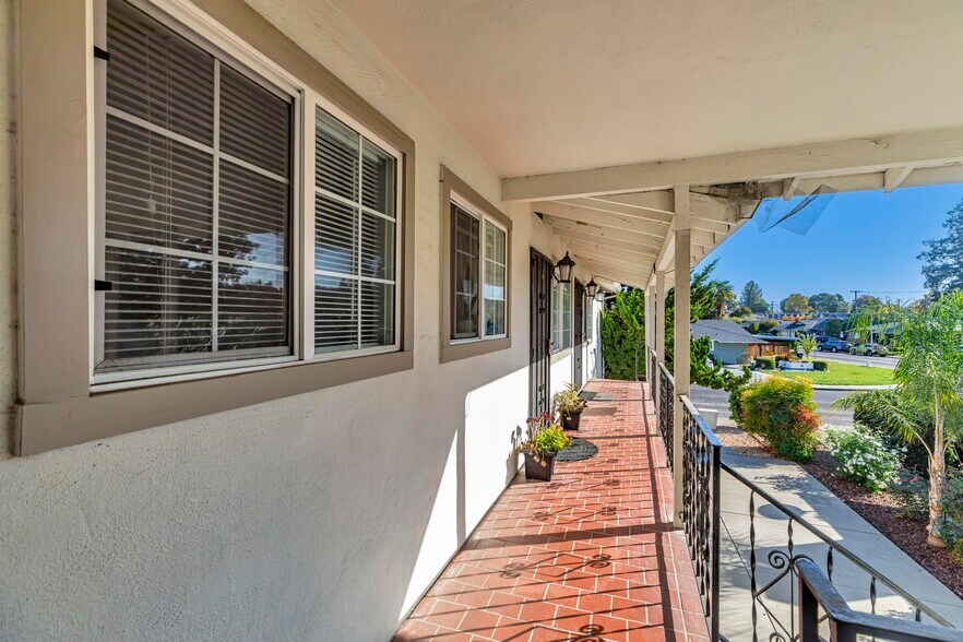 More Photos Of 184 Roxbury St, Santa Clara Apartments For Sale