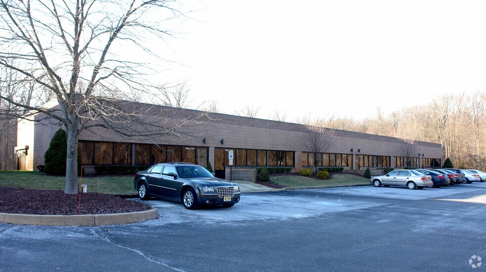 More Photos Of 490 W Route 33, Millstone Township Office For Lease