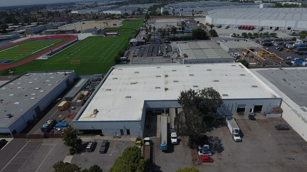 More Photos Of 13904 Maryton Ave, Santa Fe Springs Warehouse For Lease