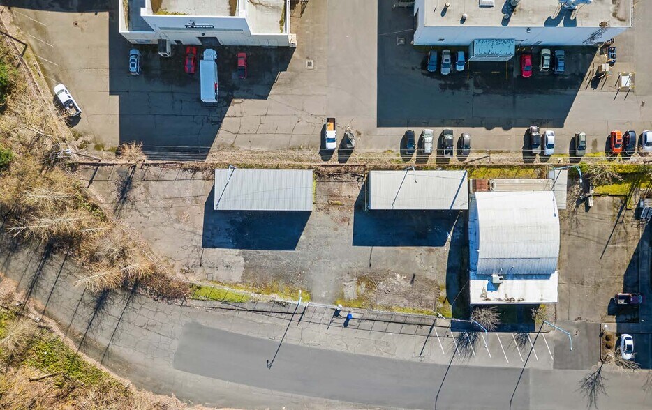 More Photos Of 12005 N Lombard St, Portland Industrial For Sale
