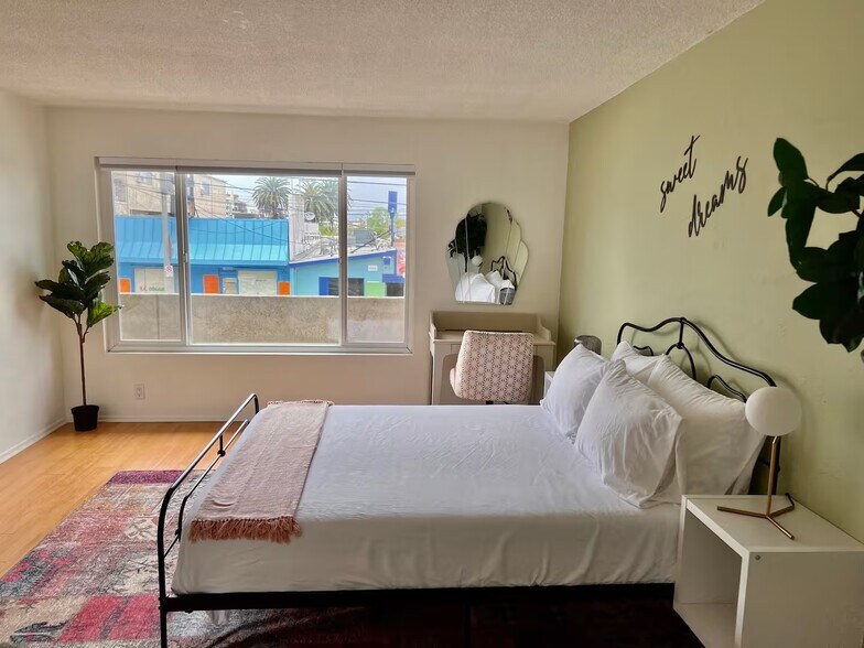 More Photos Of 332 Culver Blvd, Playa Del Rey Apartments For Sale