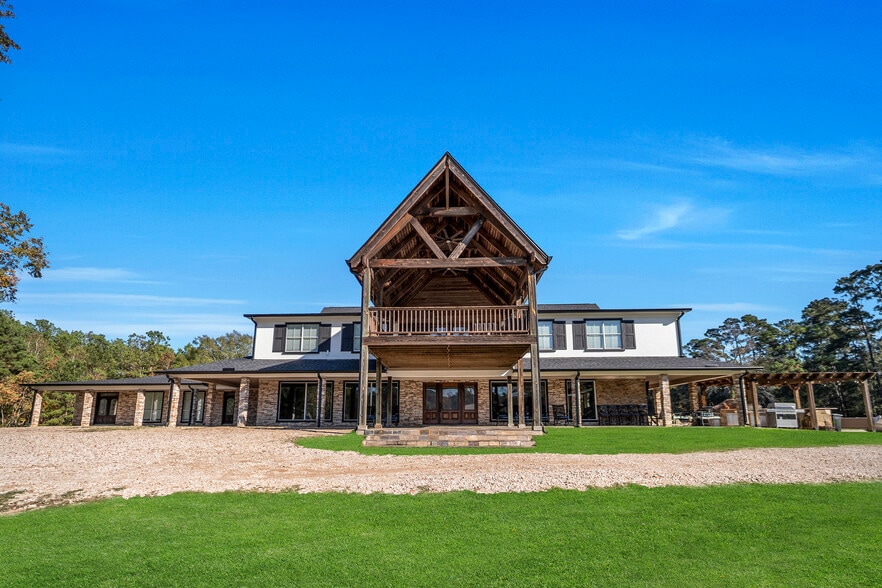 More Photos Of 5607 Sapp Rd, Conroe Lodge Meeting Hall For Sale