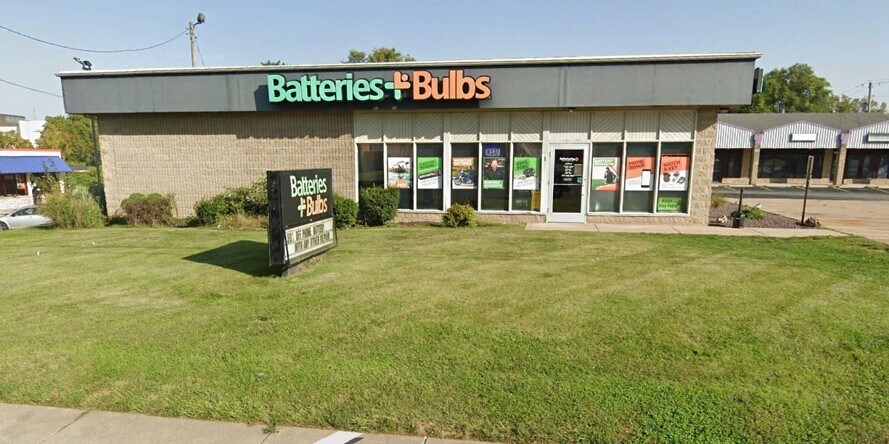 Primary Photo Of 513 Lincoln Hwy, Fairview Heights Freestanding For Sale