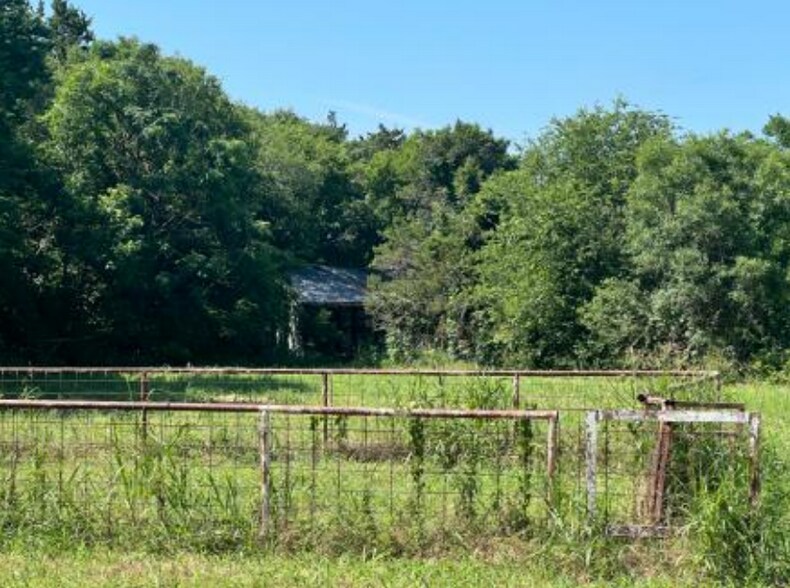 More Photos Of 1560 W Belt Line Rd, Cedar Hill Land For Sale
