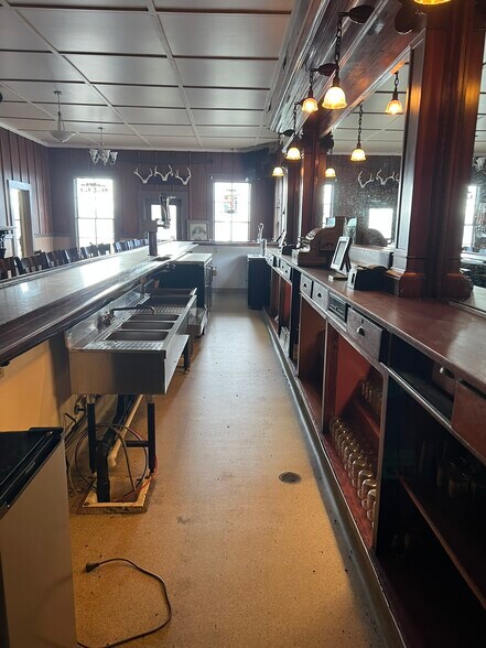 More Photos Of 39301 S US Hwy 1, Gualala Hotel For Sale