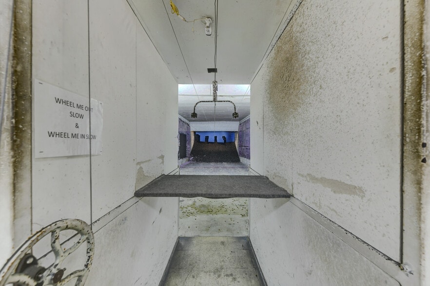 More Photos Of 135 E Main St, Glenwood General Retail For Sale