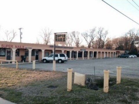 More Photos Of 3143-3161 N Market St, Shreveport, Ln, Shreveport Storefront For Sale