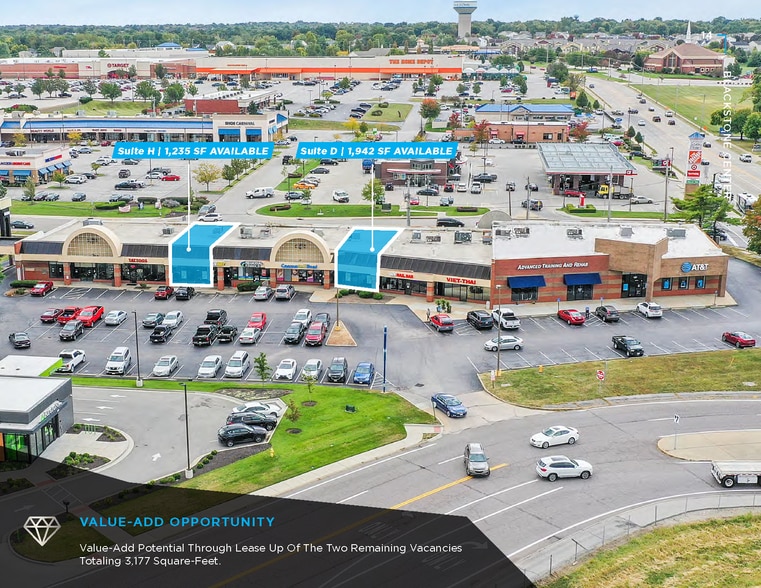 More Photos Of 3899 Veterans Memorial Pky, Saint Peters General Retail For Lease