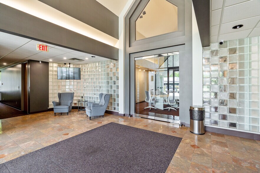 More Photos Of 4495 Saguaro Trl, Indianapolis Light Distribution For Sale