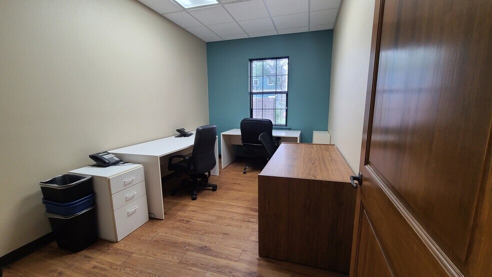 More Photos Of 218 Maverick St, San Antonio Coworking Space