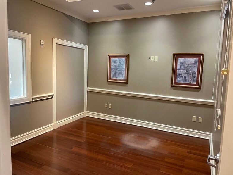 More Photos Of 7932 W Sand Lake Rd, Orlando Office For Sale