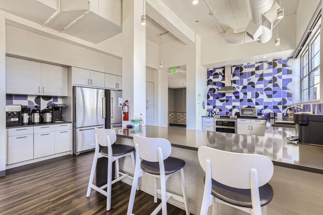 More Photos Of 2100 Downing St, Denver Office For Sale
