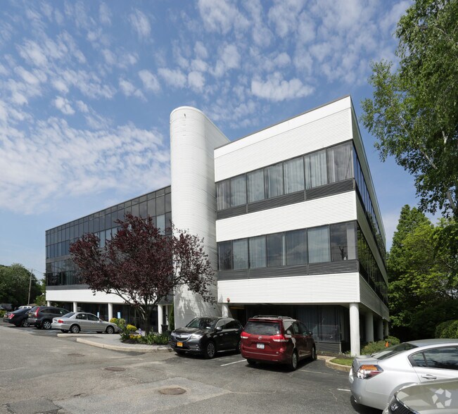 More Photos Of 999 Walt Whitman Rd, Melville Office For Lease