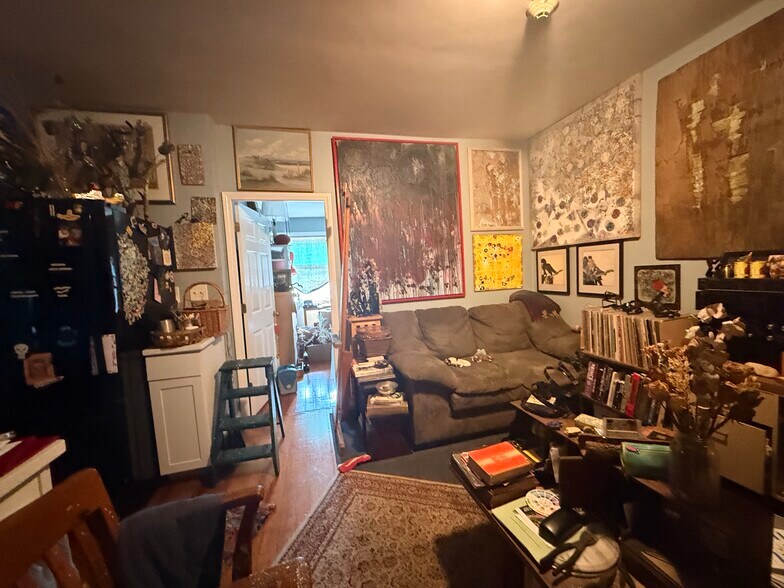 More Photos Of 26 Child St, Warren Apartments For Sale