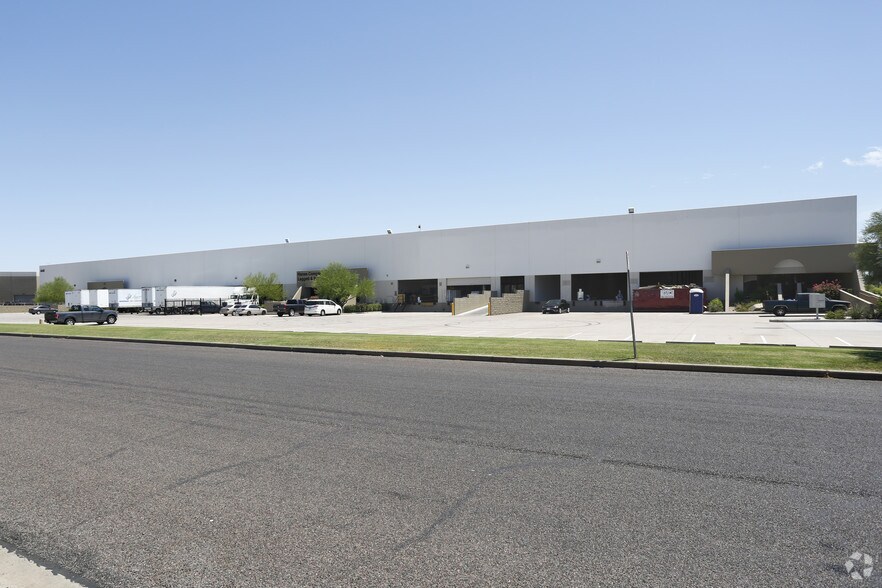 More Photos Of 4441 W Polk St, Phoenix Manufacturing For Lease